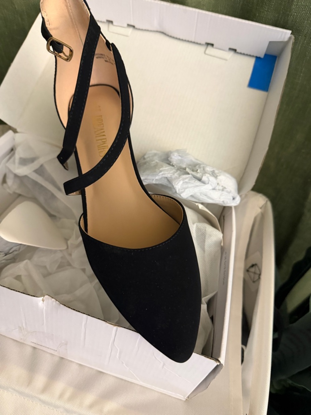 Dream Pairs Black Pointed-Toe Cross-Strap Heels